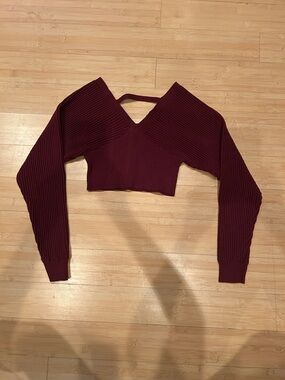 Windsor Maroon Ribbed V-Neck Cropped Sweater